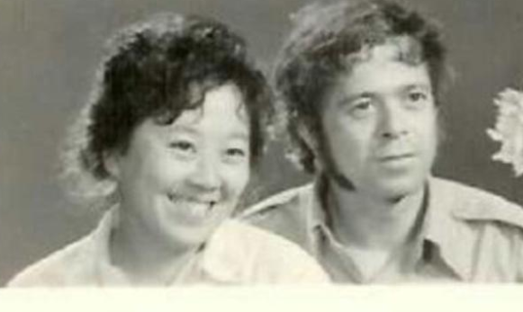 演了四十多年的老外,只因长了一张"洋人脸",却是地道山东人!