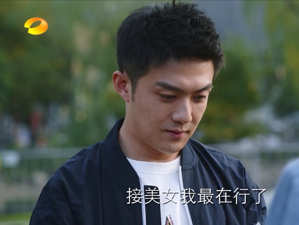 《亲爱的自己》:李泽锋由许幻山变时间管理大师,新角色让人又爱又恨