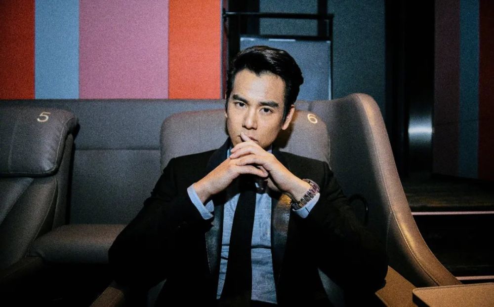 彭于晏|8块腹肌的彭于晏也有被嘲的一天！被吐槽“黄包车夫”也太惨了吧！