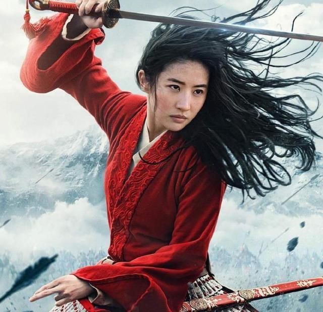 刘亦菲|刘亦菲晒素颜照，真实放飞自我，网友：麻烦给她买五斤偶像包袱