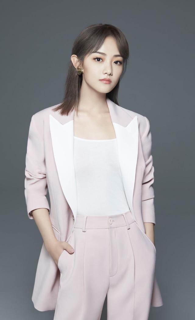 超美吴佳怡:第557期潮流美图写真欣赏