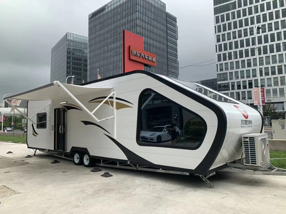 环球营地房车13米观景营地房车在房间内就可以看山看海看风景