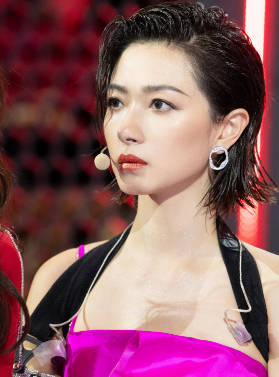万茜|脸好疼！阿里安全部“打假”万茜盗号声明，直指团队甩锅