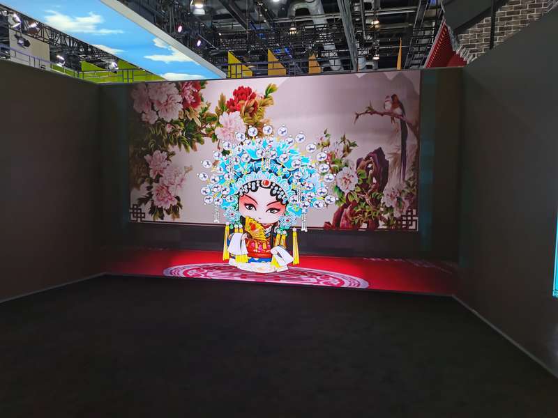 国家会议中心|杂技、裸眼3D、移动VR…这里有份服贸会好玩“体验卡”请查收