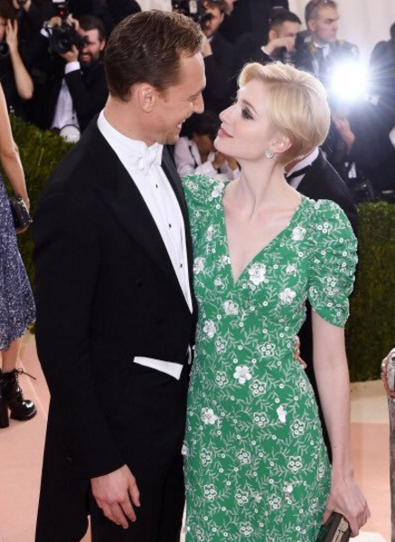 elizabeth debicki|看来身高可以影响美感？