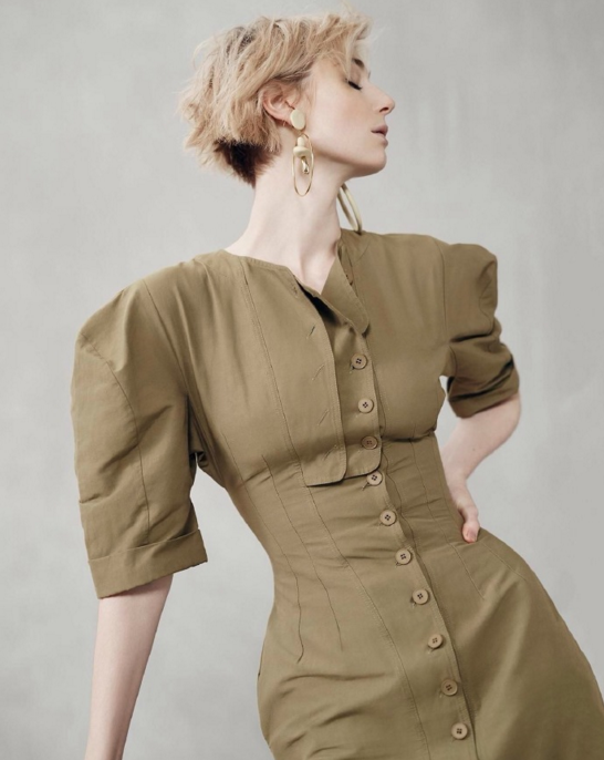 elizabeth debicki|看来身高可以影响美感？