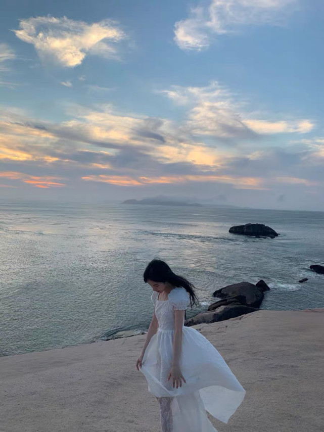 旅游如何给女朋友拍照好看的技巧(旅游如何给女朋友拍照好看的技巧图片)