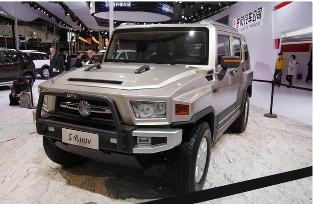最惋惜的"国产悍马",东风huv有四驱 加锁,就缺量产了
