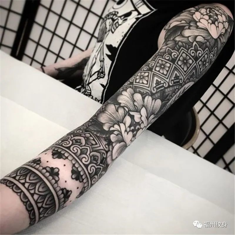 玛雅图腾风格花臂纹身图案