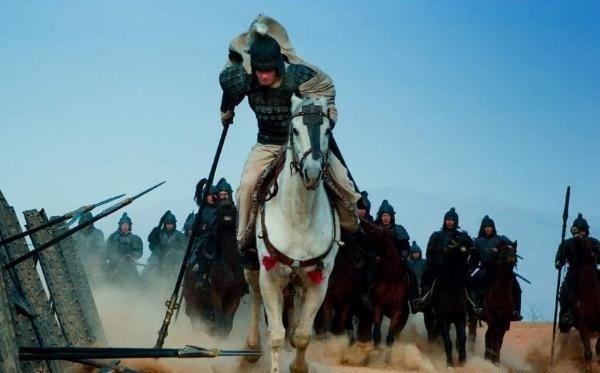 以一己之力战退十二名将保护太史慈的曲阿小将其实是赵云