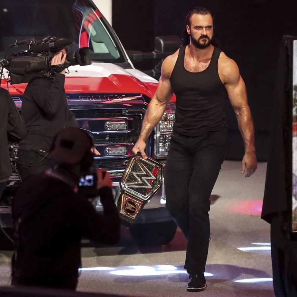 毒蛇随时随地rko哑火 遭受无处不在砍刀脚_腾讯新闻