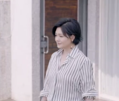 大s|大S近况令人担忧，小S曝她为子女丧失自我，全家人上门劝她复工