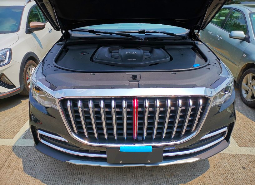 实拍2021款红旗hs7!轴距超3米,配2.0t/3.0t v6,售27.58万元起