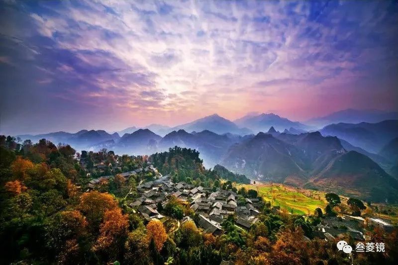 在铜仁 有一个极具特色的 "寿"字形民居古建筑群 它就是石阡楼上古寨