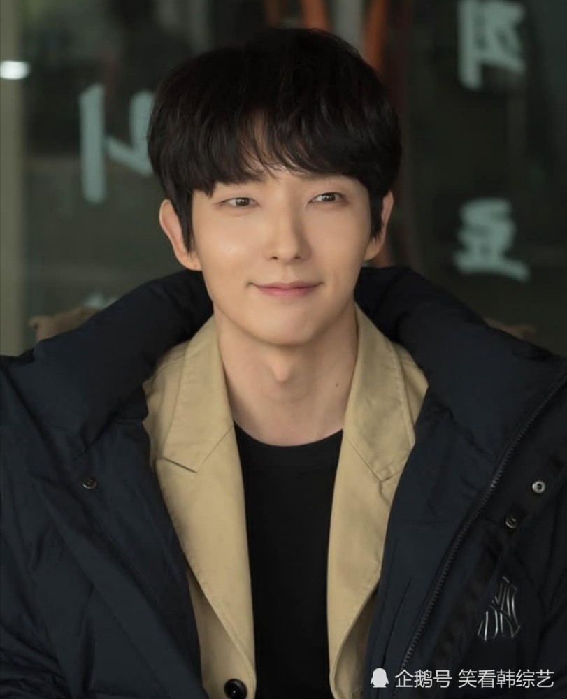 恶之花李准基幕后剧照公开电视剧出演者话题性连续3周位居第一