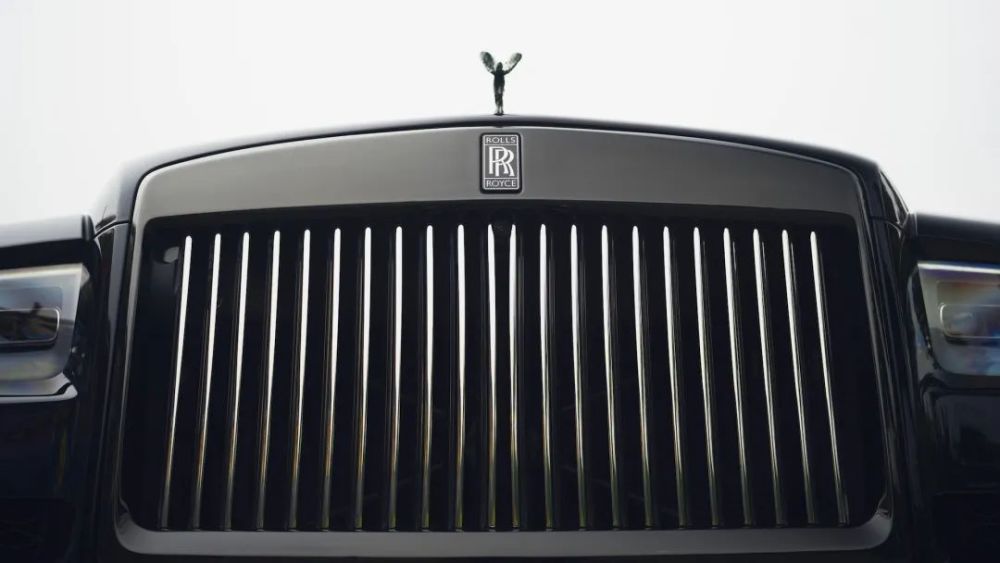 暗夜之王 体验劳斯莱斯-库里南black badge