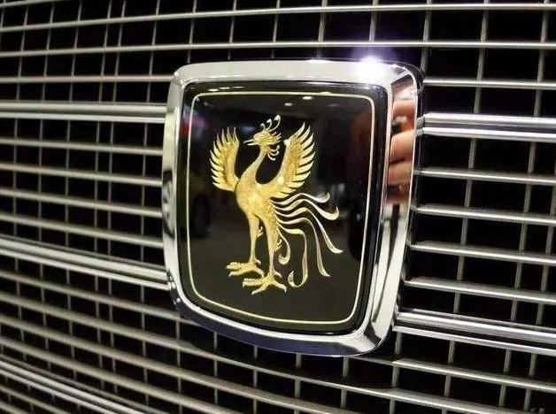 3, 丰田世纪,单独从这个凤凰车标来看肯定没有人能猜到是丰田旗下的