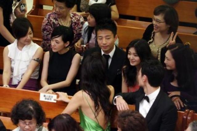 小s|小S回应姐夫“说错话”：自己承担后果，心疼姐姐为家庭失去自我
