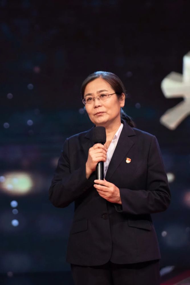 党和人民的忠诚卫士!今天,他们被追授"北疆楷模"荣誉称号