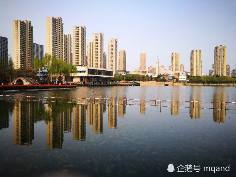 城市财政收入排名_大城市财政实力排名:服务业贡献大武汉排第八增速