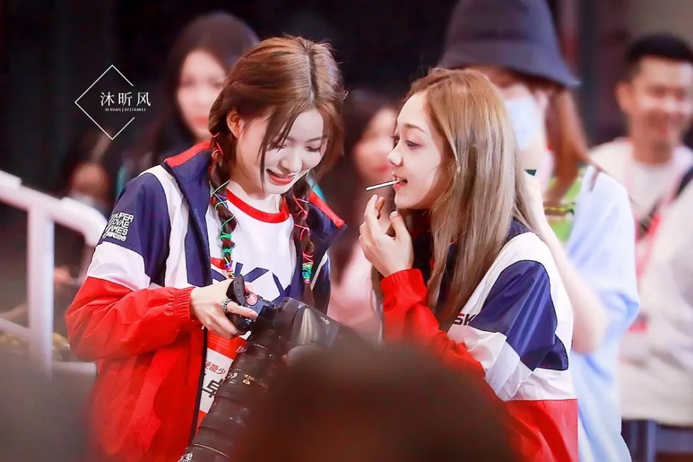 硬糖少女|硬糖少女“希璇”CP感情好，暖心瞬间历历在目，粉丝大可不必互撕