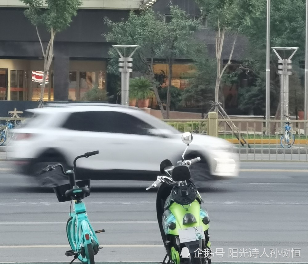 云端|一个个生命在路上奔跑