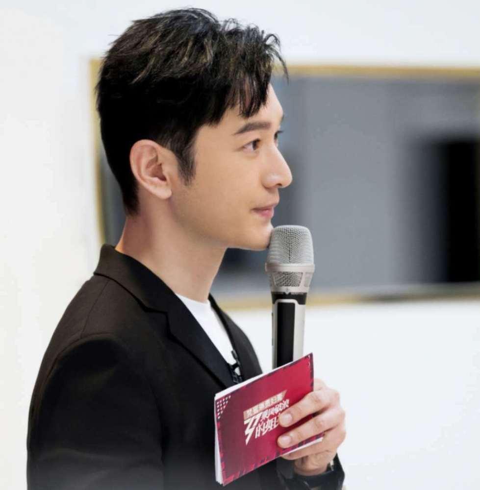 黄晓明|从“中年王子病”到“端水艺术家”，黄晓明这个夏天历险成功了吗？
