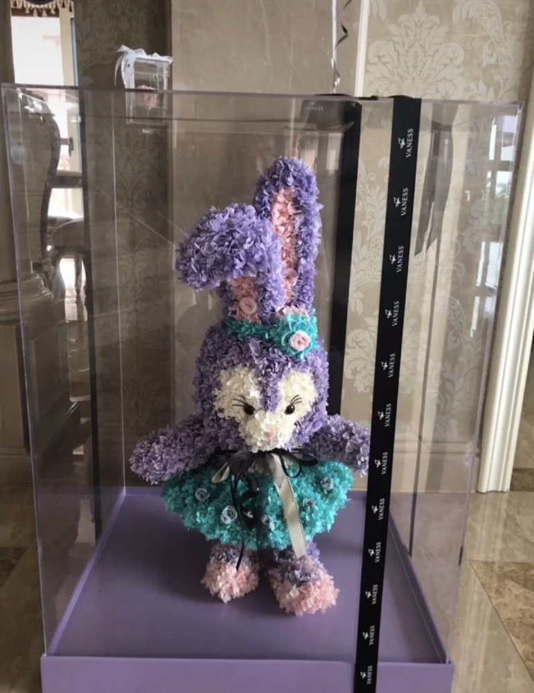 谢杏芳|林丹携儿子为太太谢杏芳庆生，惊喜礼物曝光，夫妻恩爱甜蜜合影