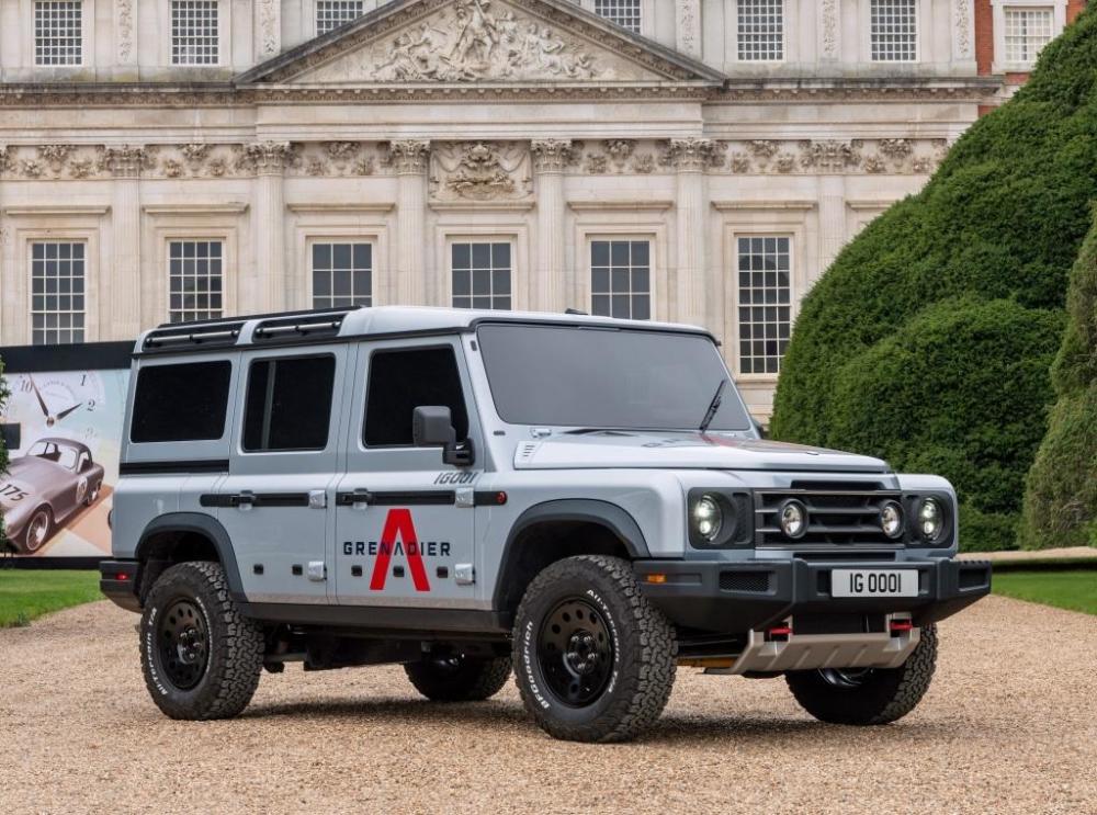 英富豪复产经典路虎卫士英力士grenadier正式亮相