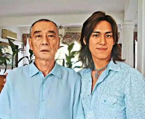 黑帮教父陈启礼去世,儿子陈楚河霸气放弃