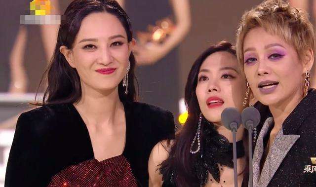 李斯丹妮|浪姐成团夜，李斯丹妮组四人为何非要换上粉红色衣服？