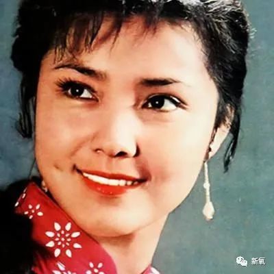 王祖贤|吊打张柏芝王祖贤的第一神颜，竟然被雪藏了30年……