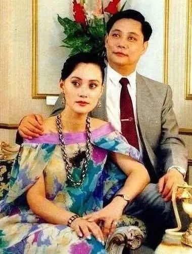 王祖贤|吊打张柏芝王祖贤的第一神颜，竟然被雪藏了30年……