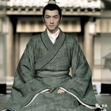 胡歌|滤镜红利第一人，明明剧中形象奇葩，却还是直男心中的好感度NO.1？