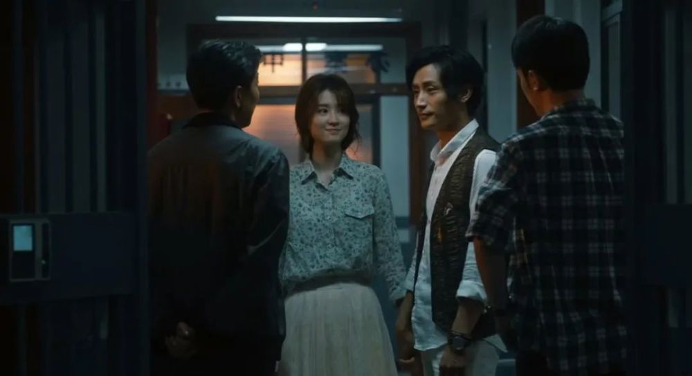 在劫难逃|《在劫难逃》埋了这么多悬念，只剩4集真讲得完吗？