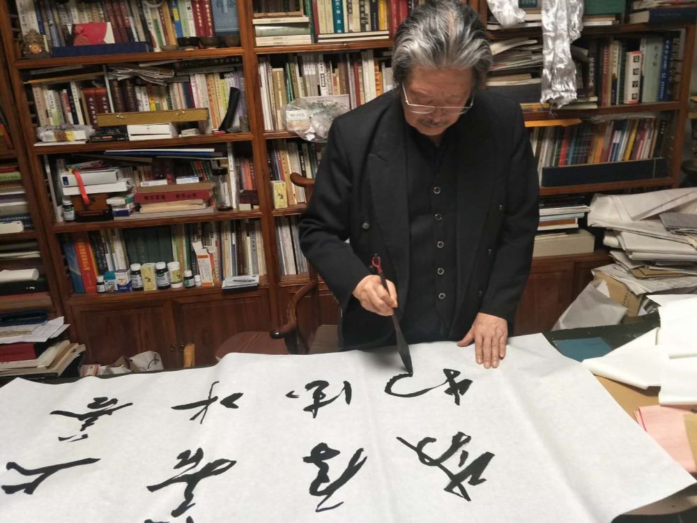 钟明善|秀雅多姿 冲淡中和