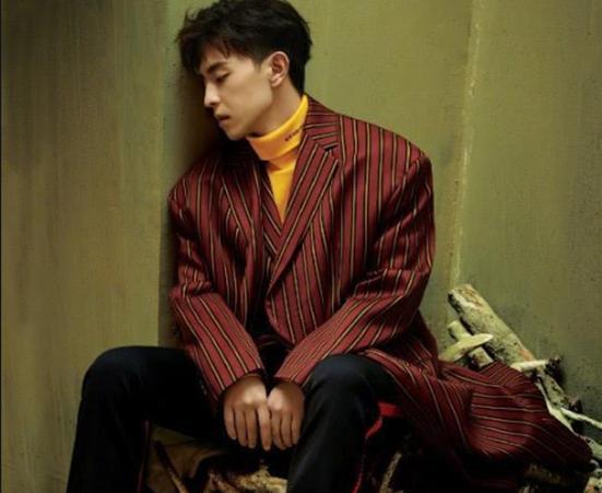 邓伦|邓伦：一手好牌快打烂的男明星，求你快去演戏，别扎堆综艺了