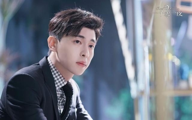 邓伦|邓伦：一手好牌快打烂的男明星，求你快去演戏，别扎堆综艺了