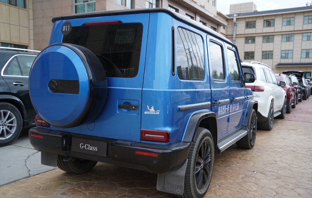 世界最贵4缸车记录被刷新了奔驰g350卖出了8缸的价格