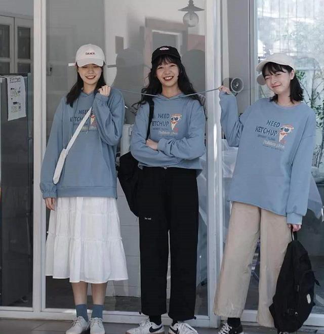 三人闺蜜装穿搭,气质满满就这么简单,和闺蜜一起变美变女神_腾讯新闻