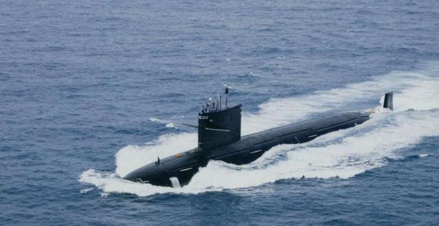厉害中国093核潜艇实力强劲水下排水量达8000吨