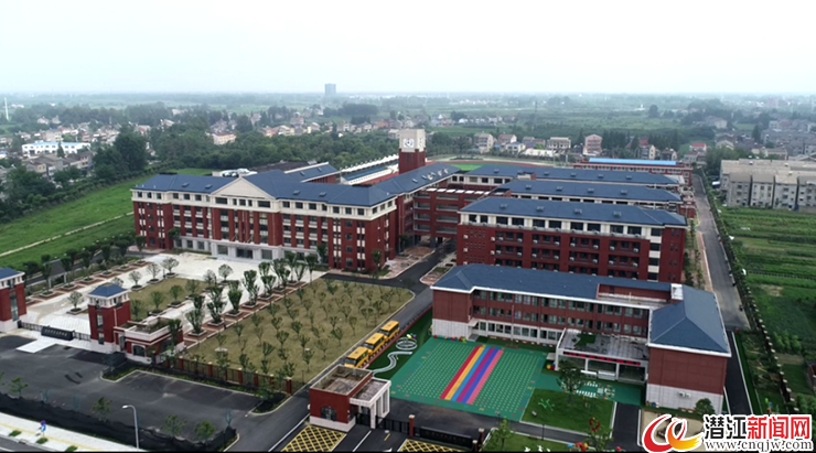 表彰名师奖励名校资助贫困生潜江这样庆祝教师节