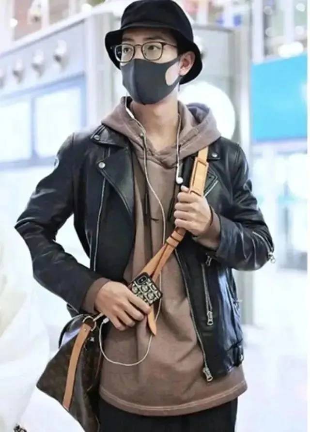 get肖战同款lv包包,2020年包包流行趋势预警