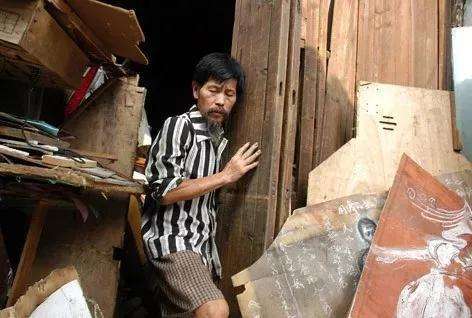 徐荣发|“中国梵高”沉迷作画40年，一夜成名后，专家：作品进不了美协