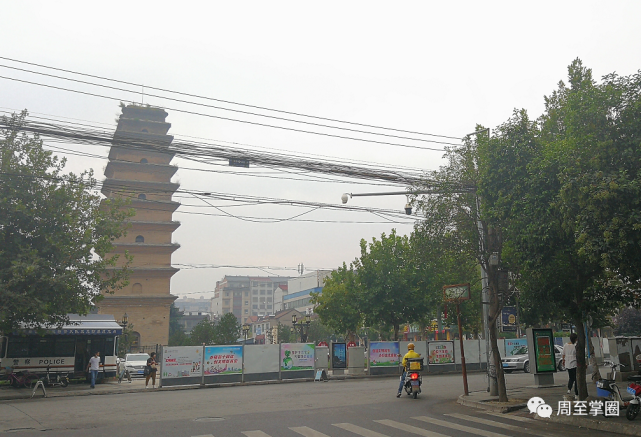 周至投资650多万元提升改造八云塔广场