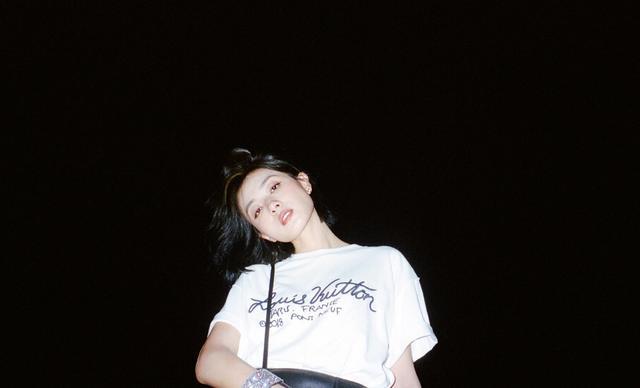 万茜|从万人瞩目到万人嘲讽，万茜人设崩塌背后的那些事