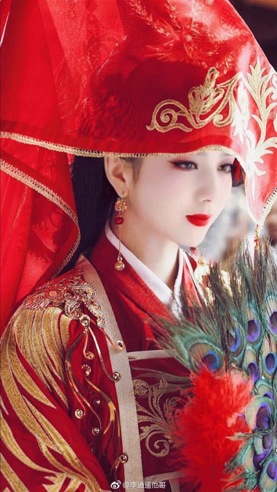 女星换古装造型,赵丽颖,李沁超惊艳,佟丽娅的芸汐妆美爆了!