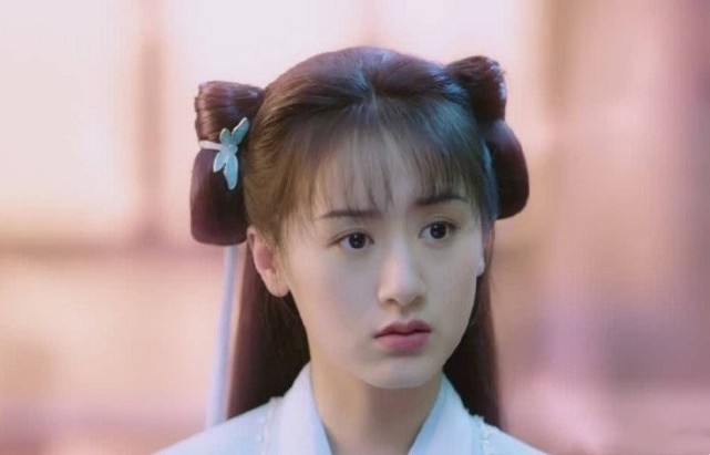 《琉璃》璇玑头饰只佩戴一边,原来是在暗示她的真身,修罗无性别