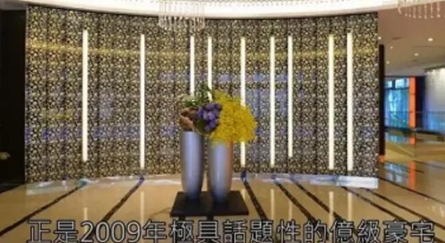 蔡卓妍|吃瓜日报丨阿Sa和百亿男友分手？女偶像上千私照遭泄露？