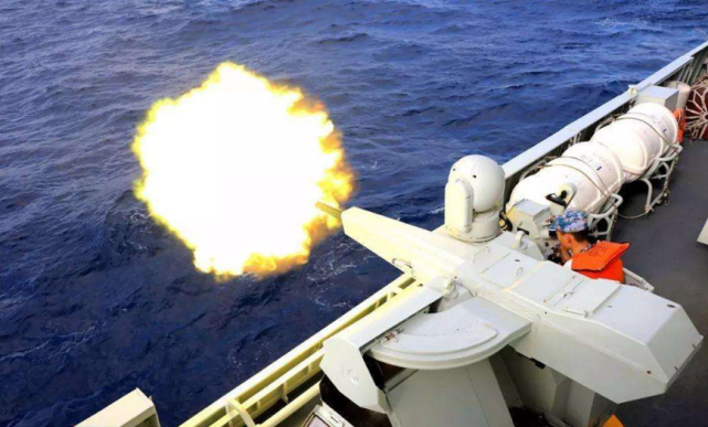 中国1130近防炮与守门员外观上相似实力上谁更强